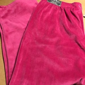 Alfred Dunner SZ 16 petite Classic Fit in Ruby NWT